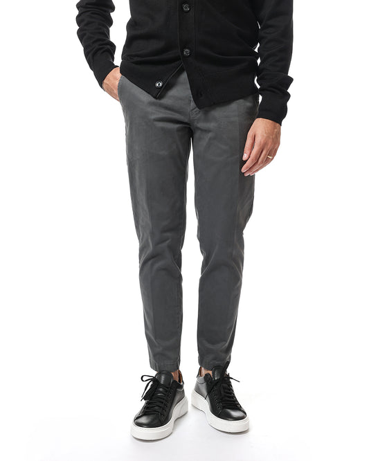 Pantalone chinos grigio